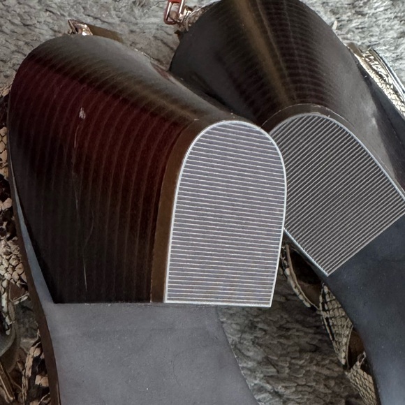 Frankey natural snake skin booties - Picture 7 of 8